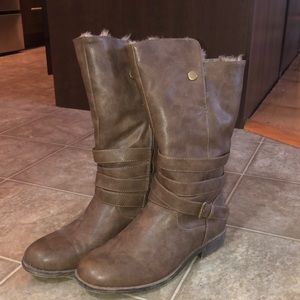 Brown boots perfect for fall